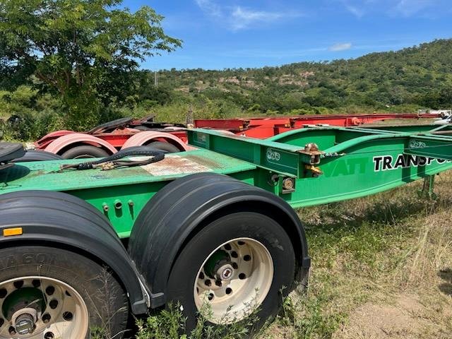 2010 Maxitrans A Trailer Skel