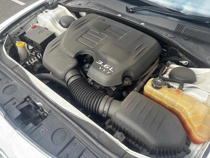 2012 Chrysler 300 C LX MY12 Bright White