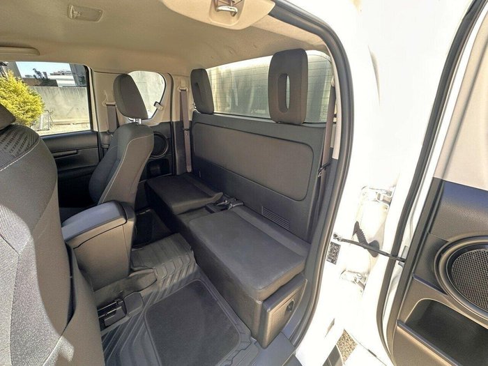 2023 Toyota Hilux SR Hi-Rider GUN136R 4x2 Glacier White