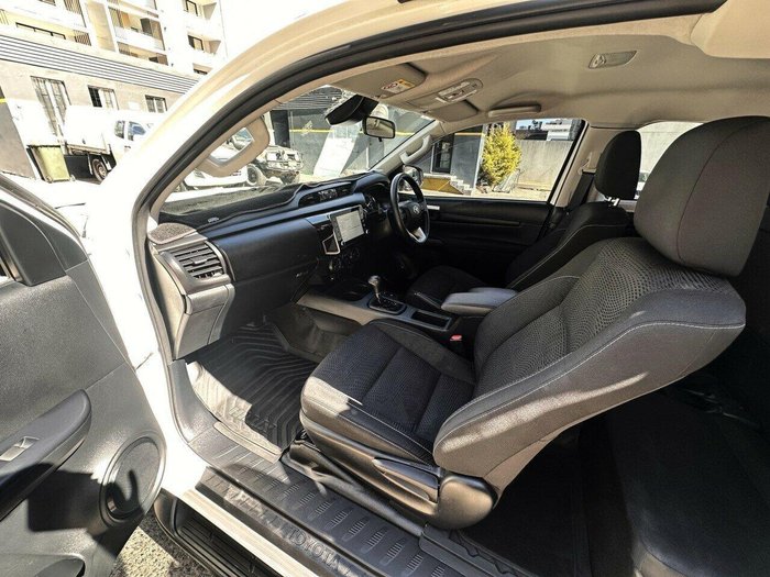 2023 Toyota Hilux SR Hi-Rider GUN136R 4x2 Glacier White