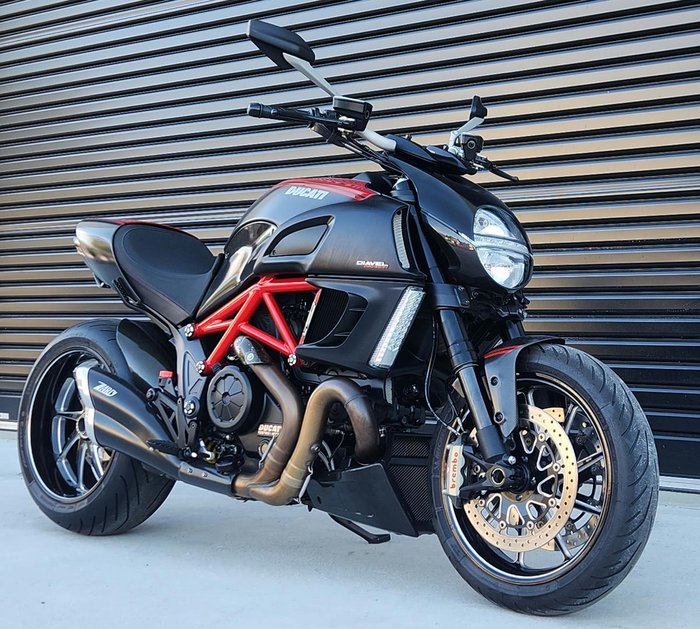 2012 Ducati Diavel Carbon Diavel Black