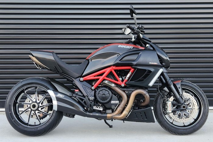 2012 Ducati Diavel Carbon Diavel Black