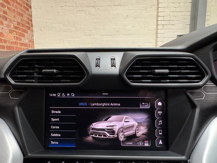 2019 Lamborghini Urus 636 MY19 AWD Nero Noctis