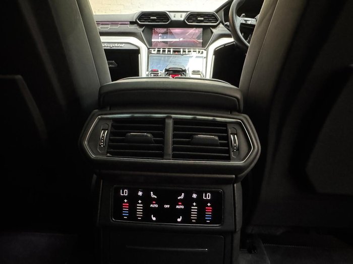 2019 Lamborghini Urus 636 MY19 AWD Nero Noctis