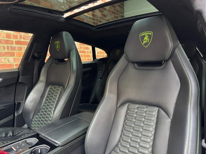2019 Lamborghini Urus