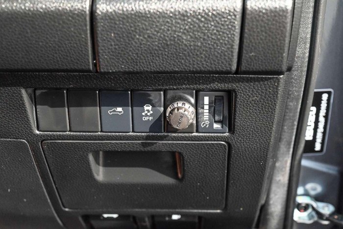 2023 Isuzu D-MAX X-TERRAIN