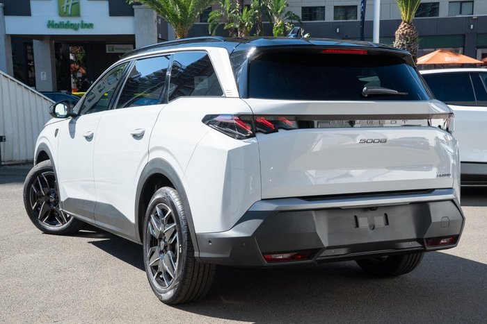 2025 Peugeot 5008