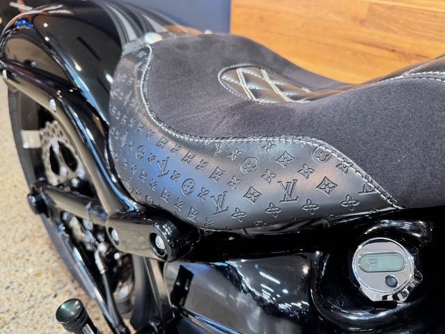 2016 HARLEY-DAVIDSON FXSB SOFTAIL BREAKOUT