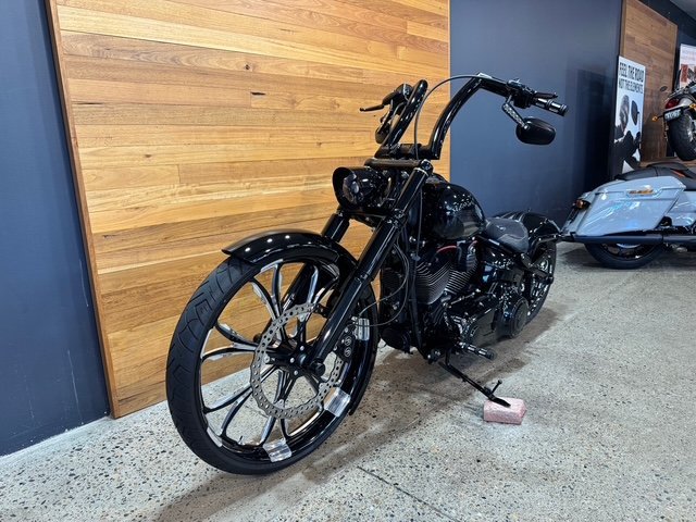 2016 HARLEY-DAVIDSON FXSB SOFTAIL BREAKOUT