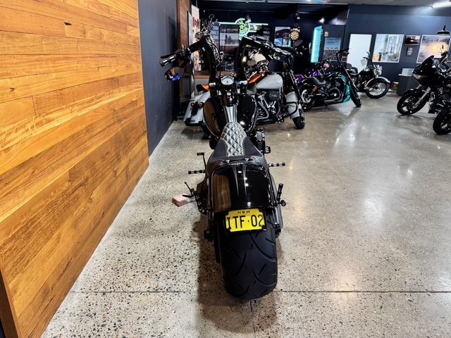 2016 HARLEY-DAVIDSON FXSB SOFTAIL BREAKOUT