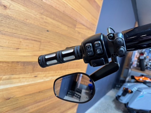 2016 HARLEY-DAVIDSON FXSB SOFTAIL BREAKOUT