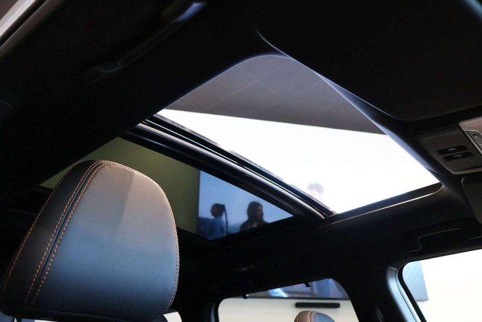 2025 Mitsubishi Outlander PHEV Exceed Tourer