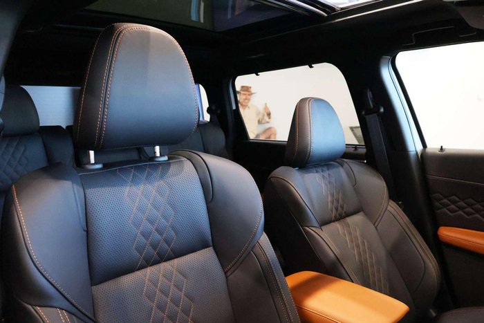 2025 Mitsubishi Outlander PHEV Exceed Tourer