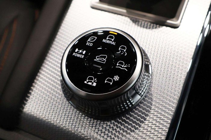 2025 Mitsubishi Outlander PHEV Exceed Tourer