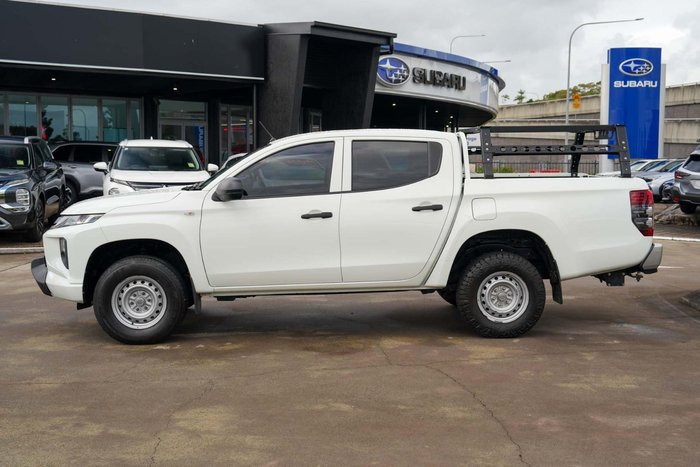 2022 Mitsubishi Triton GLX