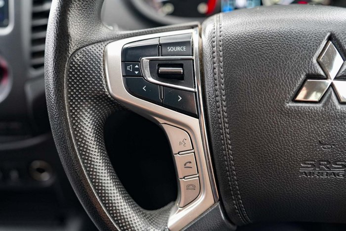 2022 Mitsubishi Triton GLX