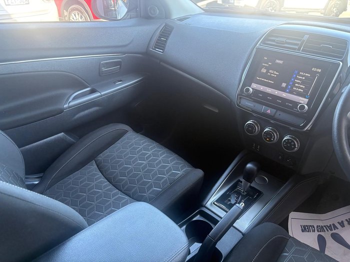 2023 Mitsubishi ASX ES