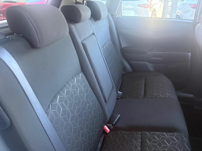 2023 Mitsubishi ASX ES