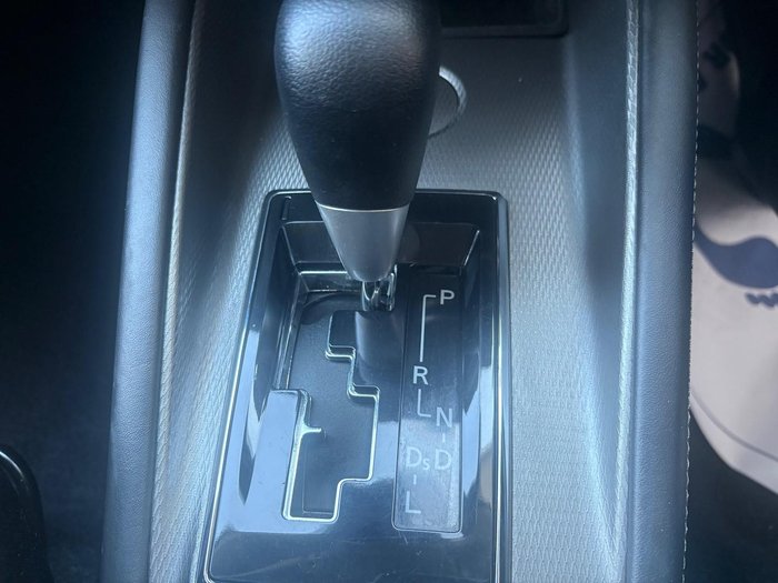 2023 Mitsubishi ASX ES