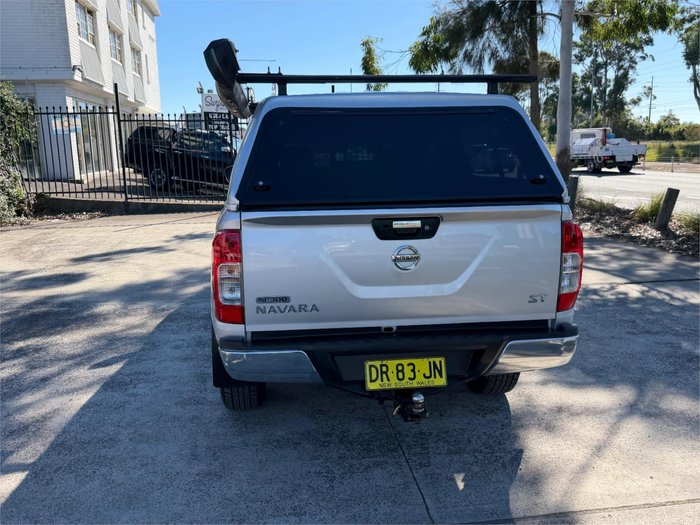 2015 NISSAN NAVARA ST (4x4) NP300 D23 SILVER OR CHROME