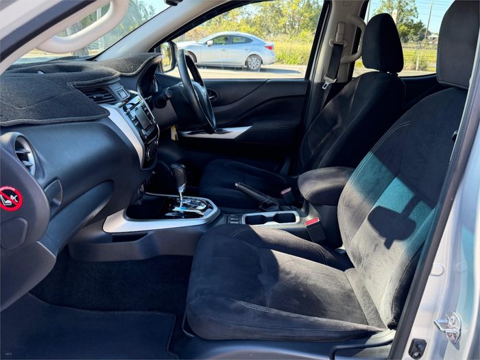 2015 NISSAN NAVARA ST (4x4) NP300 D23 SILVER OR CHROME