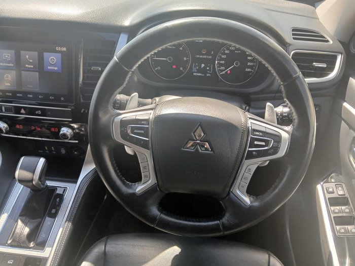 2020 Mitsubishi Pajero Sport GLS