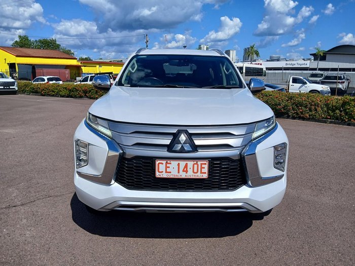 2020 Mitsubishi Pajero Sport GLS