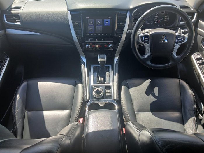 2020 Mitsubishi Pajero Sport GLS