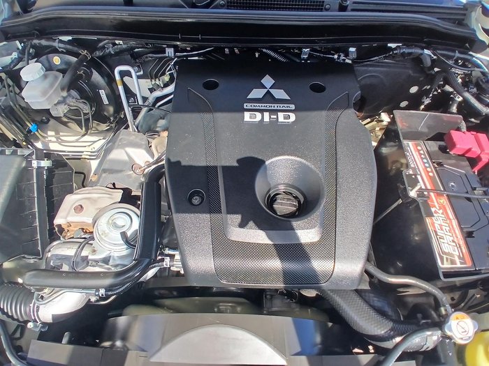 2020 Mitsubishi Pajero Sport GLS