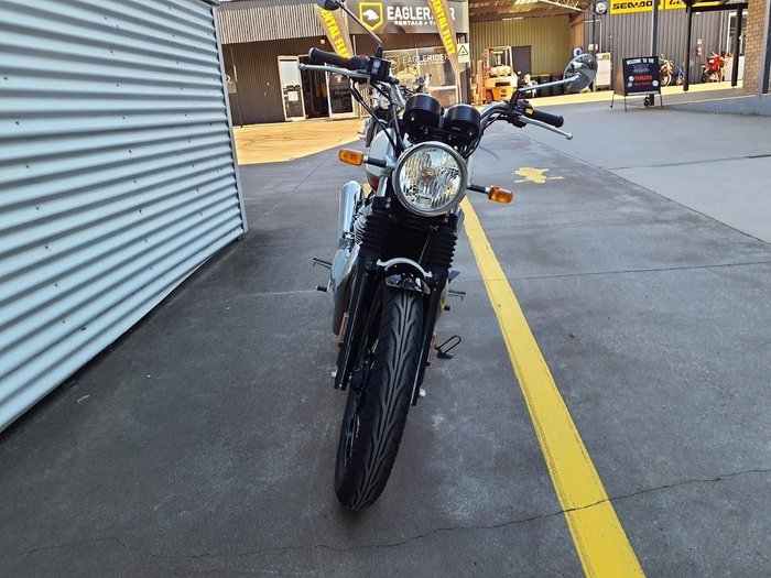 2022 Royal Enfield Interceptor 650 Classic 650 Twin