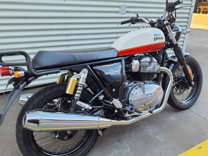 2022 Royal Enfield Interceptor 650 Classic 650 Twin