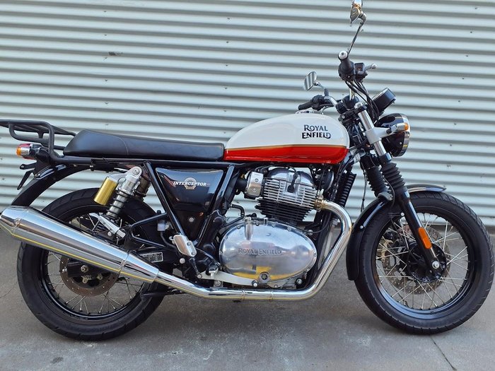 2022 Royal Enfield Interceptor 650 Classic