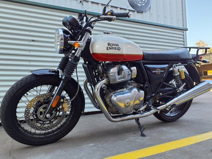 2022 Royal Enfield Interceptor 650 Classic 650 Twin