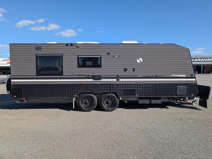2020 Supreme Classic Tourer Double Bunk