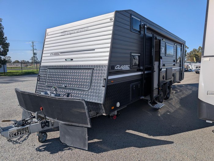2020 Supreme Classic Tourer Double Bunk