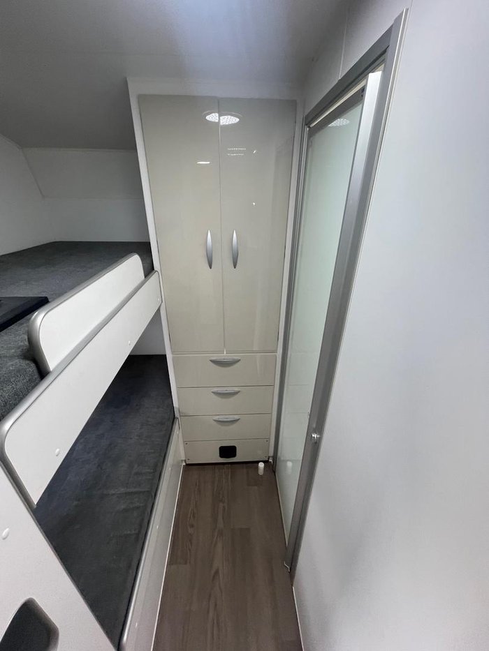 2020 Supreme Classic Tourer Double Bunk