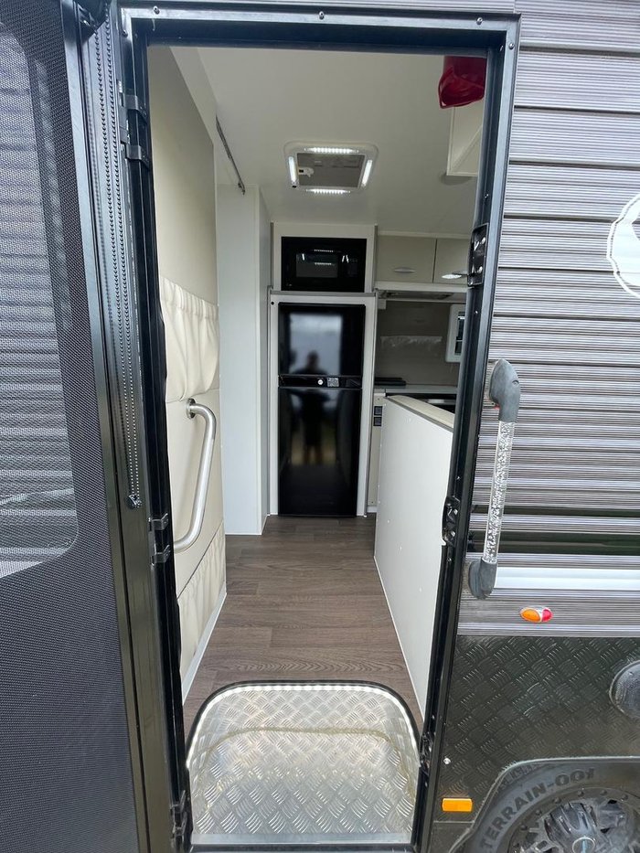 2020 Supreme Classic Tourer Double Bunk