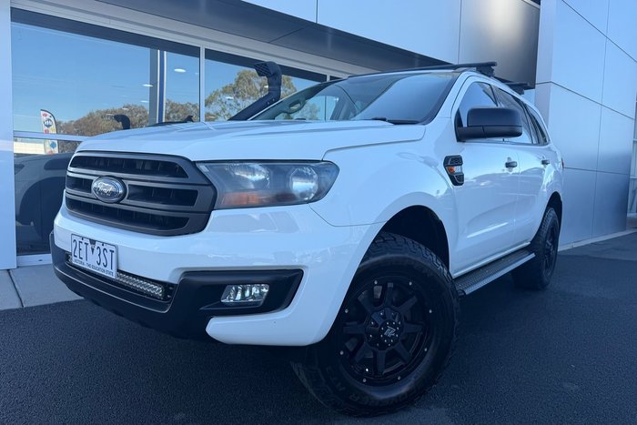 2016 Ford Everest Ambiente