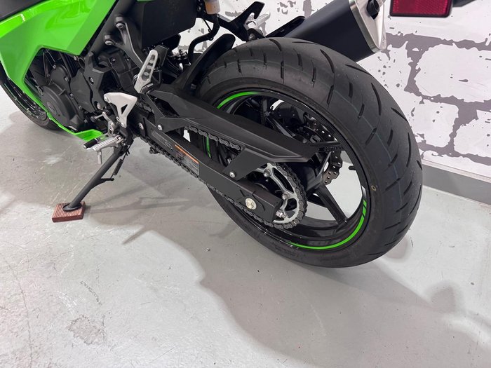 2023 Kawasaki Ninja 400 (EX400G) Ninja Green