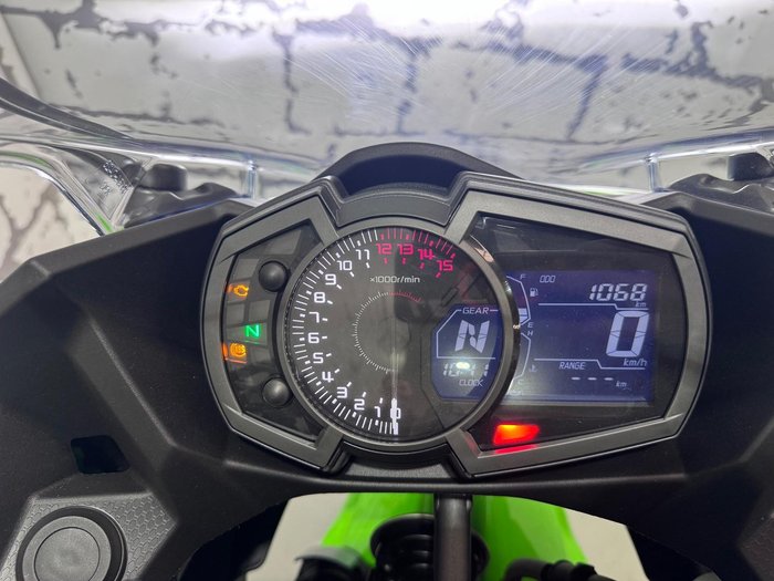 2023 Kawasaki Ninja 400 (EX400G) Ninja Green