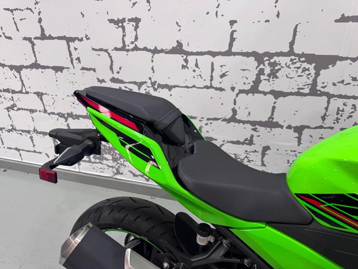 2023 Kawasaki Ninja 400 (EX400G) Ninja Green