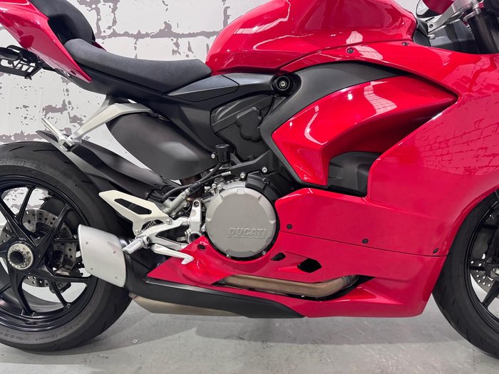2023 Ducati Panigale V2 Panigale Red