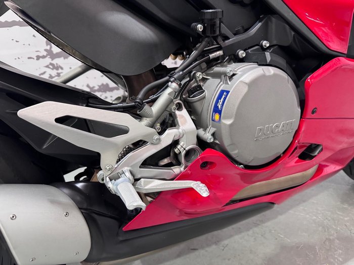 2023 Ducati Panigale V2 Panigale Red