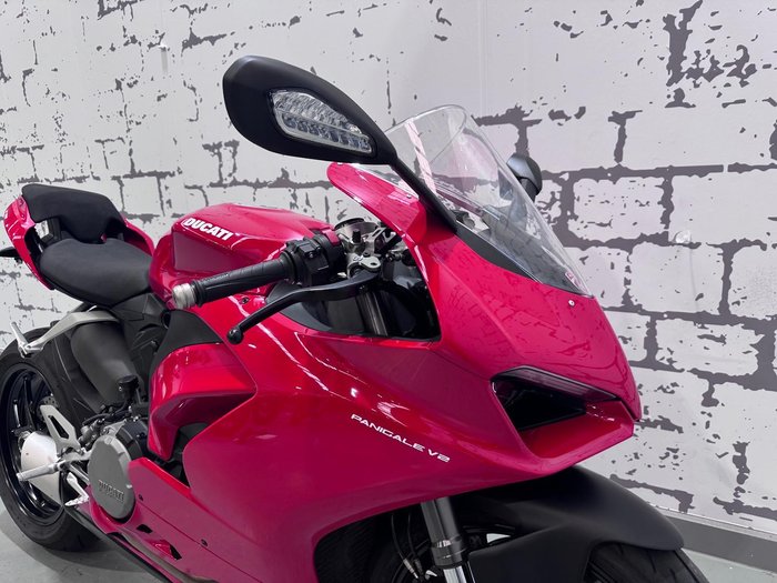 2023 Ducati Panigale V2 Panigale Red