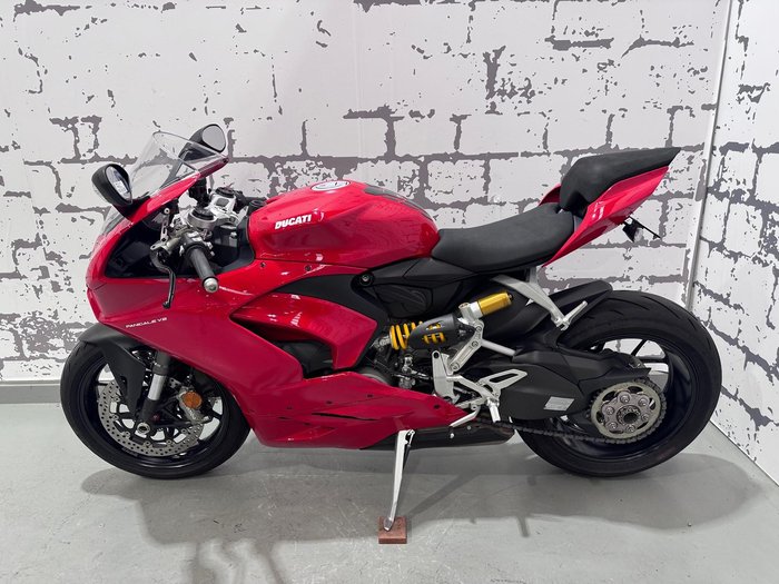 2023 Ducati Panigale V2 Panigale Red