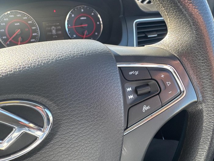 2021 LDV G10