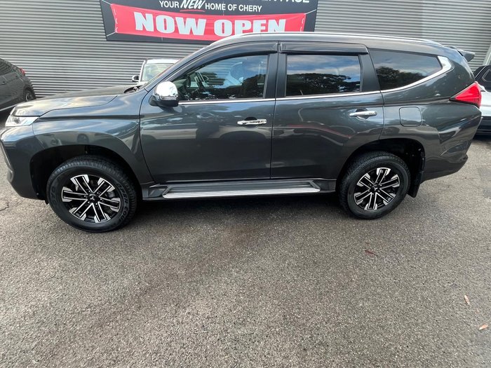 2023 Mitsubishi Pajero Sport GLS