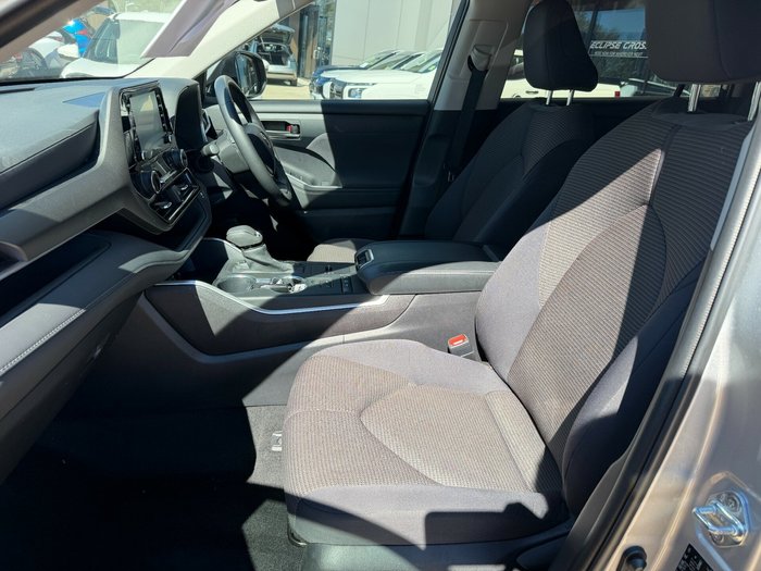 2023 Toyota Kluger GX