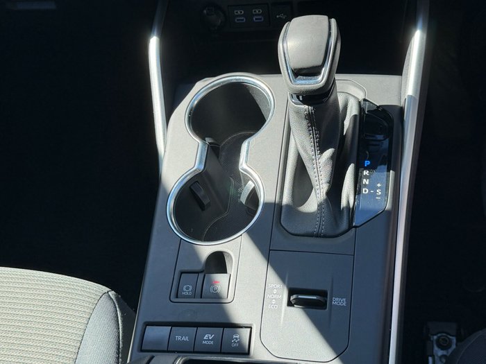 2023 Toyota Kluger GX