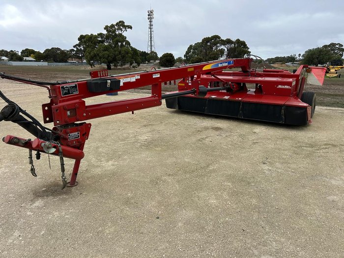 2013 New Holland H7450